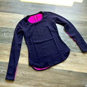 Lululemon athletica reversible long sleeve. Pink and dark purple. Size 6. M